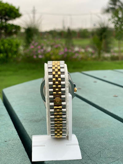 Rolex GMT-Master II – Luxury Dual-Tone Edition