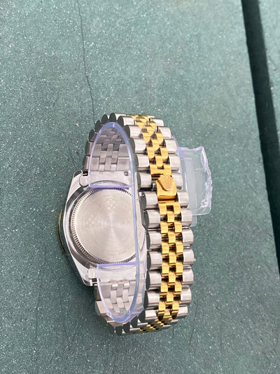 Rolex GMT-Master II – Luxury Dual-Tone Edition